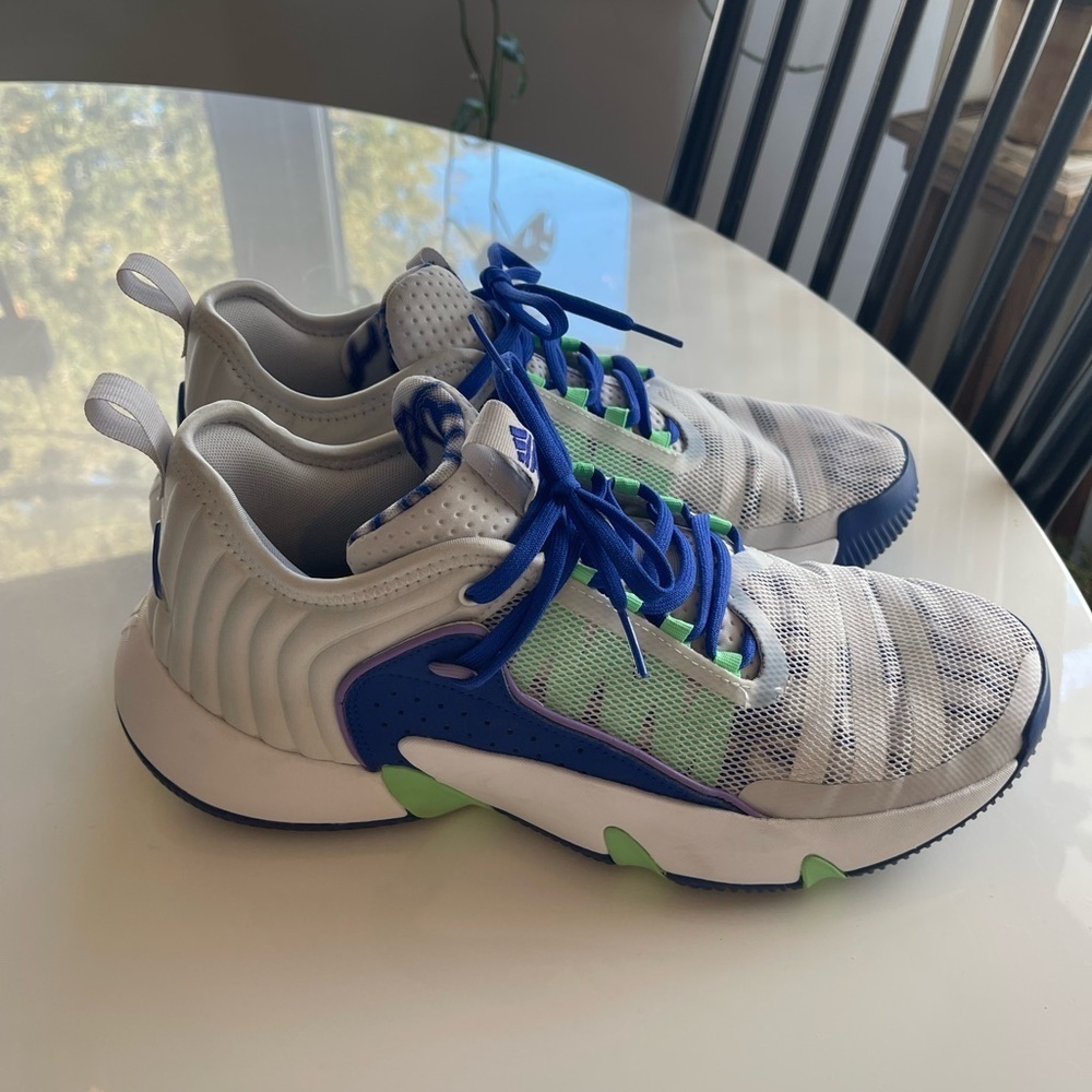 Adidas Trae Unlimited Basketball Shoes - 10.5